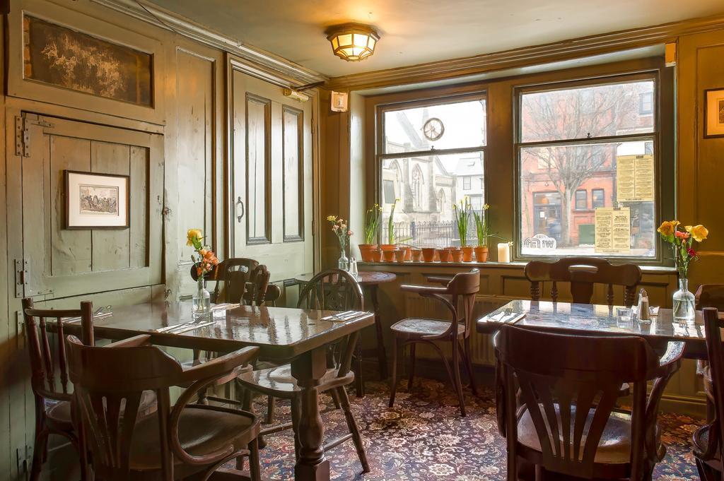 Wheatsheaf Hotel Newport  Exterior foto