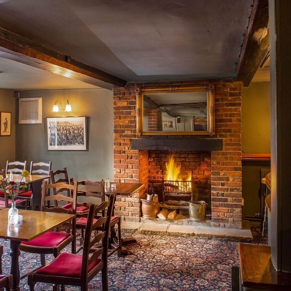 Wheatsheaf Hotel Newport  Exterior foto